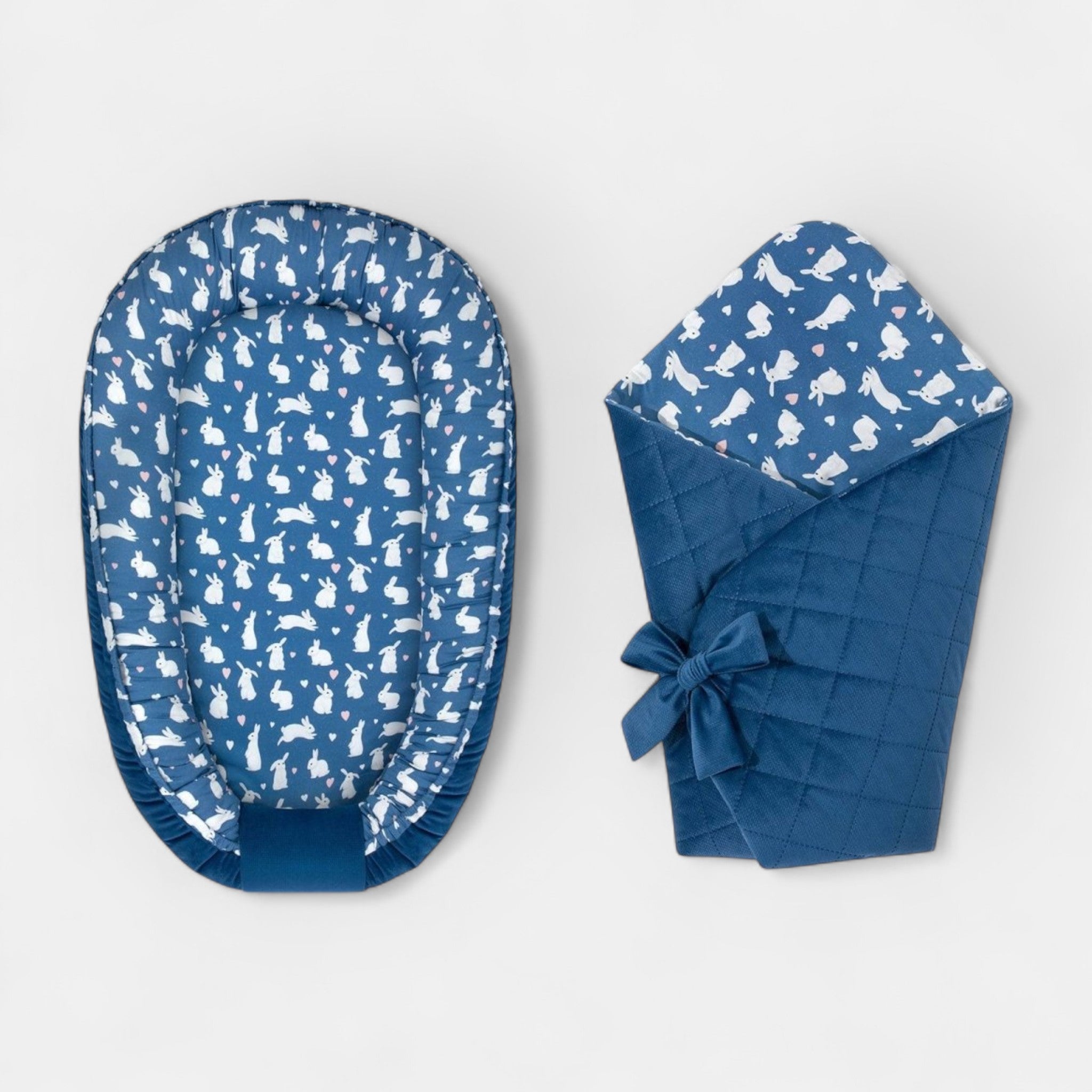 Nid et couverture pour bébé - ensemble de 2 éléments Lapins Bleu marine